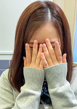 【学校パンフ採用生徒】●流出スマホ動画●生粋のレイヤー現役Ｋ★３　休み時間に学校ト★レで彼氏とエロ行為　スマホ映像流出【取り扱い注意】