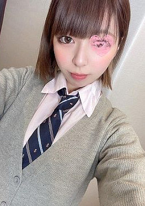 【300本突破！】今どき１８歳現役３年生❤️ショートカットでスレンダー美少女の初の濃厚性体験❤️連続絶頂で絶叫する若い子に生中出し❤️完全顔出しレビュー特典あり！