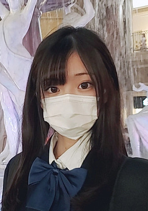 個数限定！!【無修正】黒髪アイドルフェイスの美少女が苦悶し喘ぎ喜ぶ・・・従順な女子生徒に2回中出し！！これが彼女の最後の作品・・・（フェラシーン顔出し長編）