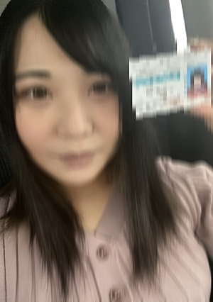 独占販売 真昼間のフェラ専用車内で即尺３名連続大量発射。ついに車内で生本番、気持ち良すぎて暴発大量中出し☆フェラ好き美容師の瑞樹ちゃんVol.4