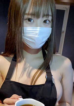 夢追う巨乳カフェ店員を応援。裸エプロン中出し※年末応援特価