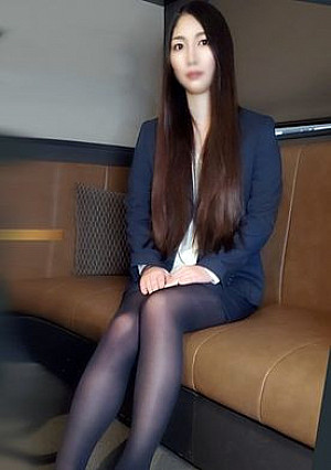 ※顔出し※証券営業OLのシンママ契約して応援中出し※お年玉特価4日まで