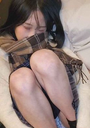 【顔出し】県立普通科①色白で幼いあの少女・家出を助けてお泊り中出し※本日終了