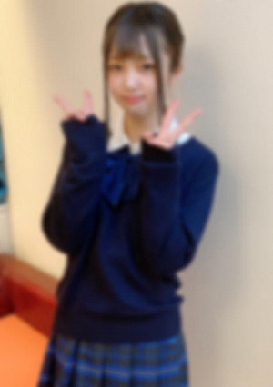 本物処女の10代現役生。可愛すぎる小動物系美少女の未発達なカラダがエロすぎる。小さい未経験マンコは感度抜群、人生初の大量顔射。