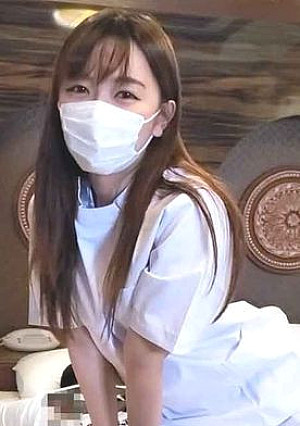 リフレ店で働く整体の専門学生を応援中出し