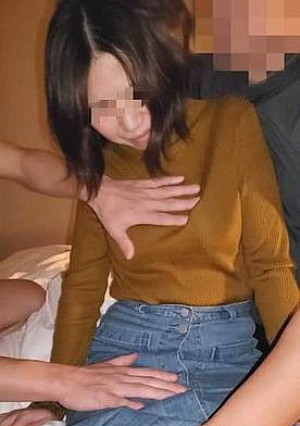 【個人】九州の三十路妻。担保で犯され快感に溺れる…剛毛な膣に二本の他人棒で中出しされる。