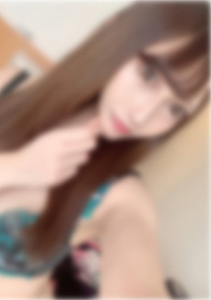 未公開アングル❤️あの現役グラビアアイドルがメンエスデビュー❤️まだご覧になっていない方、既に彼女の虜になってしまったFANの方向けに追加配信　レビュー特典多数+次回作品予告