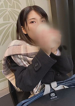 ※期間限定価格※ 3/1まで【2480PT⇒1980PT】おちんちん入れてください☆スレンダー現役美少女☆つるつる無毛まんこを広げて小太りおじさんとガチ交尾