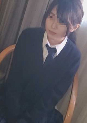 県立普通科②美術部の美少女。進学資金のため人生初○交、初イキ、初ハメ撮り。