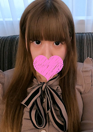 【無・個人撮影】 色白美巨乳娘の絡みつく極上のフェラチオとバキューム玉吸いで暴発寸前に...連続ザーメン搾り取る喫茶店の看板娘/かおる(23歳)