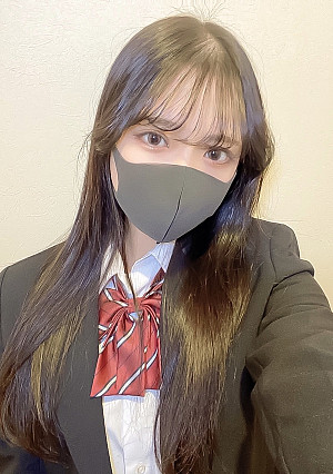 【予定本数消化次第値段上げます】【初撮り】お人形さんのような才色兼備のスレンダー美少女18歳さくらちゃん！「パリコレに出るのが夢なんです…」と語る某有名モデル事務所の金の卵に初中出ししてきました！