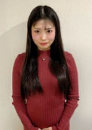 アパ店員で凄フェラの美人お姉さん【初はめ】アナル舐め見つめてフェラチオでビンビンになった巨ペニスで激ピストン絶頂の果てに何回もイキ果てる！