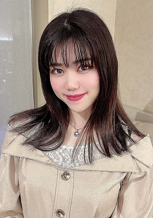 ビールの売り子ガールズ【初ハメ】完全ノーカットバージョン！！ハンズフリーの初老の本気SEXに唖然・・・