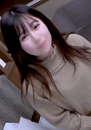 【清純スケベ娘】【完全顔出し】いつもニコニコ美肌美形口リ少女がマグナムセックスで生中連続絶頂