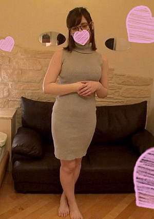 50%OFF! 【半額】【奇跡の美巨乳】かほ【悶絶激イキ編】触り心地と感度抜群！奇跡の美巨乳の持ち主。知的な眼鏡美人が激エロアヘ顔晒して昇天！パイズリ最高！突きまくり大量中出し！【ハメ撮り】 【フルHD】