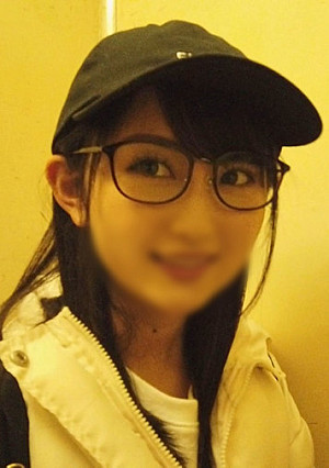 50%OFF! 【半額】♥素人￥交♥こんなに可愛い黒髪ロリロリちっぱいちゃんがまさかのイケメンホスト狂いで￥交少女だった！キモキモおやじにねちっこく責めまくられて半泣きでイキまくり！