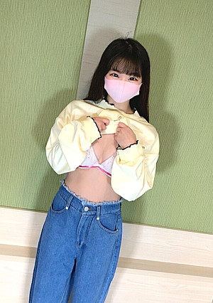 [無][初撮影] 低身長で声優志望 めいちゃん(19) おもちゃでよがりながら絶頂に達した敏感ボディに生ハメぶっかけ [レビュー特典:高画質版等]