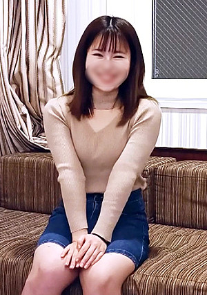 【3P乱交】【完全顔出し】おじさん大好き清純スケベ娘は生まれて初めての乱交でアナルをほじくられても巨根2本で生危険日連続中出しされてもニコニコファック