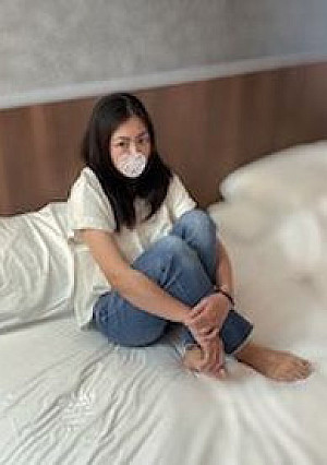 【個人】デカ尻女　融資後逃げていた女を発見。旦那のいる自宅でこっそり巨根で犯す