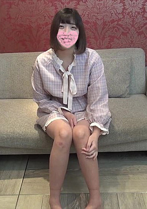 無知な田舎娘に生ハメ中出し。「恥ずかしい、他の人に裸見られたことないから」そう言いながらも快楽に沈む・・・