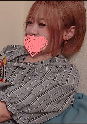 【個撮】ギャラ宅飲みしてる娘とほろ酔いのうちに３Pプレイ❤【4K画質】