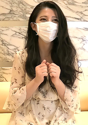 【無修正】【生ハメ】【2回出し】♡グラビアモデルになりたいので撮影してほしいです！！マイちゃんの弱味に付け込んでグラビア界の有名カメラマンと偽ってハメ撮り強行♡レビュー特典／高画質Ver