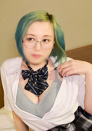 【爆乳×眼鏡×3P】もも★ファンキーな髪色してて制服がよく似合って超爆乳で優しくてエロエロなコをゲットしたらそりゃテンション爆上がり！3Pでヤリまくって超濃厚精子発射！