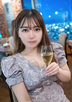 初撮影・顔出し！！シネマ画風！【無修正】個数限定！性的好奇心を抑えきれないHcupをぶら下げたグラマラスボディ！！H乳に挟まれパイズリご奉仕の後は2回中出し！！