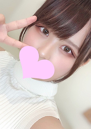 ひめか18歳 国宝級美少女とオイルマッサージSEX！発育途中のカラダにムチムチなデカ桃尻！本物素人史上で最高クラスの超美少女にオイル生中出し！