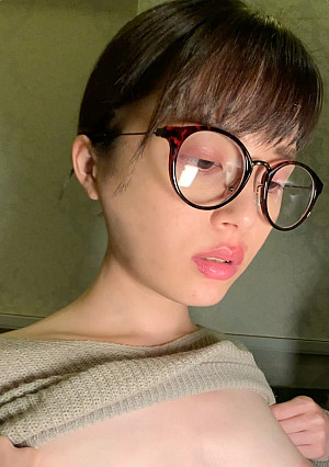 木内さんのセクシーニットとチャック付きスク〜る水着で店外コスプレ撮影オプション❤️薄ピンク乳首でオイルでテカテカな卑猥な映像