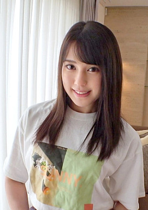 【初撮り】【透明感溢れる美肌】【可憐な美少女】好感度満点な佇まいと、アイドル顔負けの美顔を携えた現役JDを発掘。出会いが少なく欲求不満を募らせる若く美しい躰は、白い肌を紅潮させ淫靡に煌めきを放つ。 応募素人、初AV撮影 244